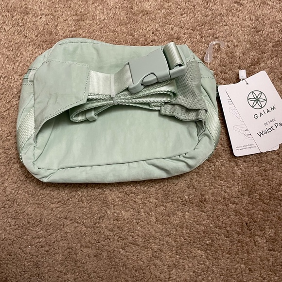 GAIAM WAIST PACK - Picture 6 of 8